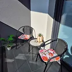 Aura Free Parking Apartman *