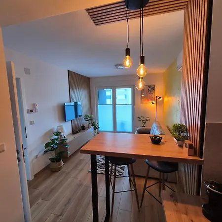 Aura Free Parking Apartman Brčko